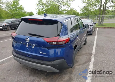 2021 Nissan Rogue Sv Intelligent Awd z USA, uszkodzony, nr VIN 5N1AT3BB8MC733795